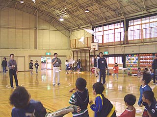 2004年紙飛行機大会