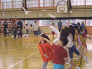 2004年紙飛行機大会