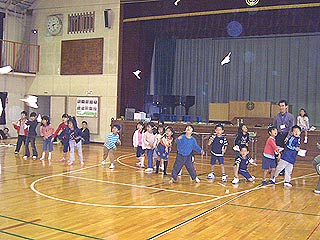 2004年紙飛行機大会