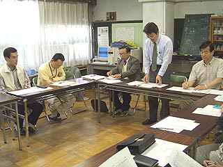 2004年初会合