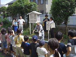 2005農業体験教室(田植え)