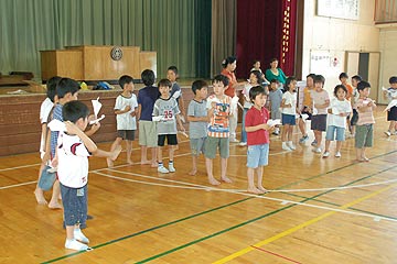 折り紙飛行機大会